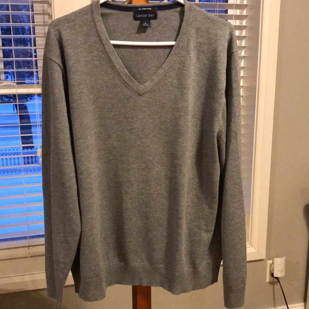 LANDS’END Mens Cotton V Neck Sweater.